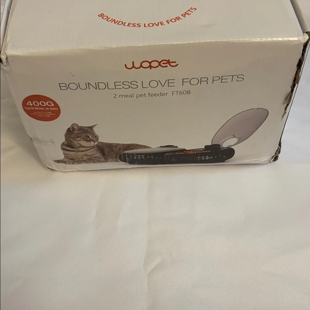 Wopet Pet Feeder NIB